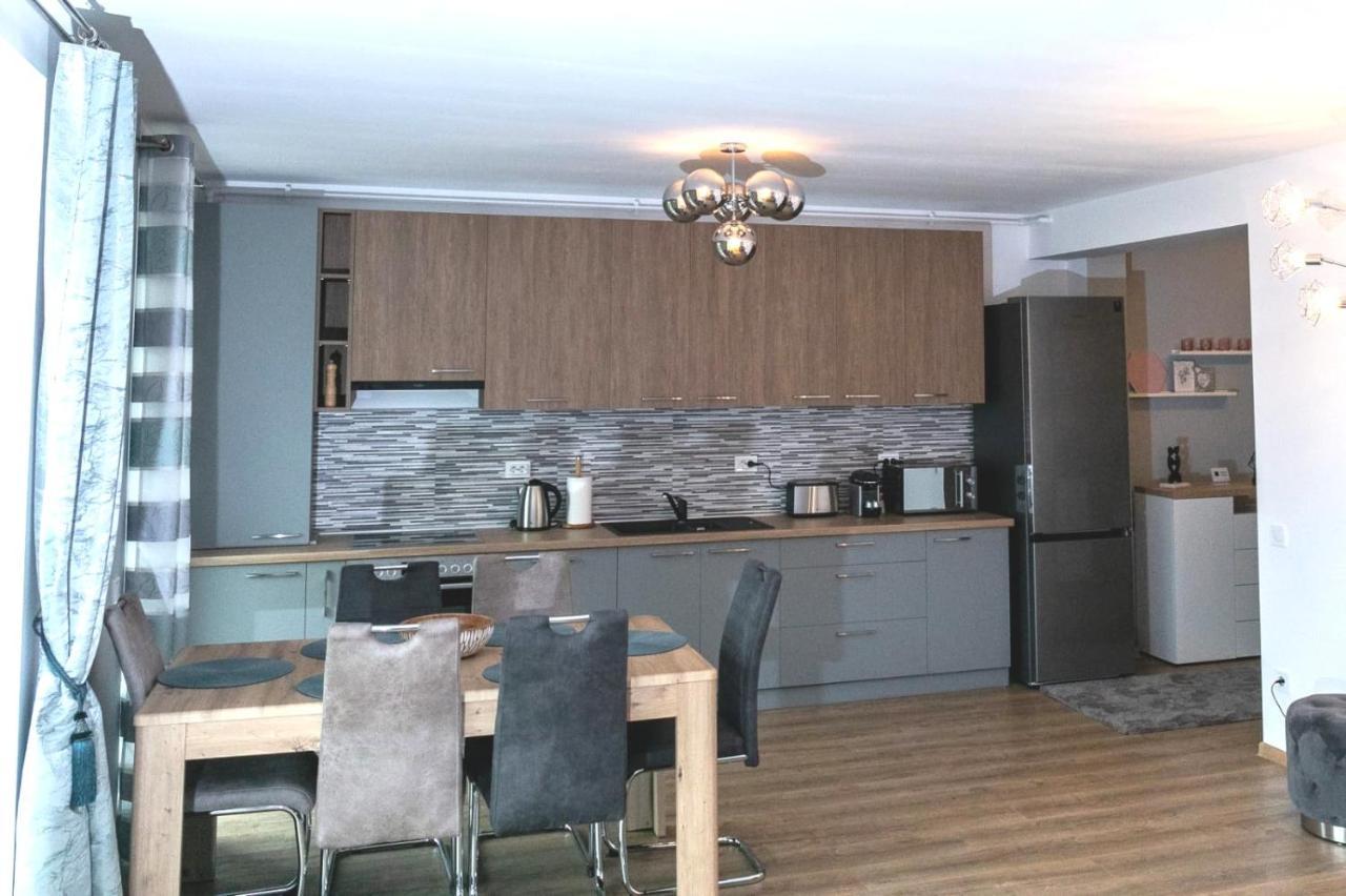 RîşnovApartament Luxury Miruna公寓 外观 照片